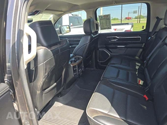 2022 Ram 1500 Laramie Crew Cab Short Bed - miniatura 12