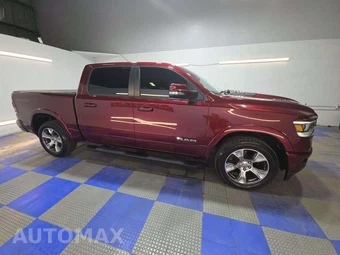 2022 Ram 1500 Laramie Crew Cab Short Bed - miniatura 4