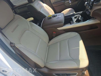 2022 Ram 1500 Laramie Crew Cab Short Bed - miniatura 15