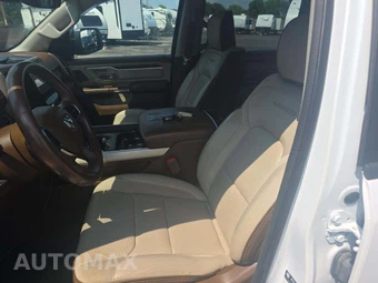 2022 Ram 1500 Laramie Crew Cab Short Bed - miniatura 3