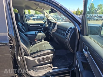 2022 Ram 1500 Laramie Crew Cab Short Bed - miniatura 8