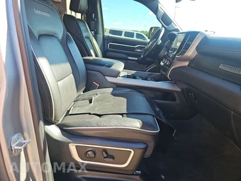 2022 Ram 1500 Laramie Crew Cab Short Bed - miniatura 8