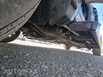 2022 Ram 1500 Laramie Crew Cab Short Bed - miniatura 4