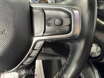 2022 Ram 1500 Laramie Crew Cab Short Bed - miniatura 16