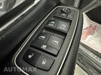 2022 Ram 1500 Laramie Crew Cab Short Bed - miniatura 40
