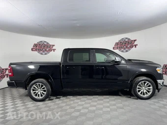 2022 Ram 1500 Laramie Crew Cab Short Bed - miniatura 8