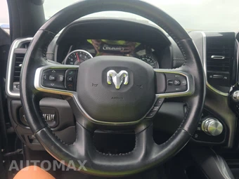 2022 Ram 1500 Laramie Crew Cab Short Bed - miniatura 10
