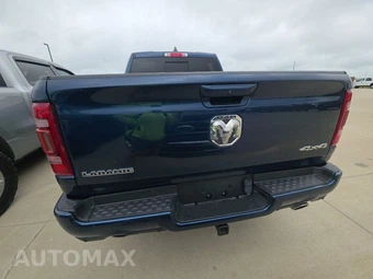 2022 Ram 1500 Laramie Crew Cab Short Bed - miniatura 5