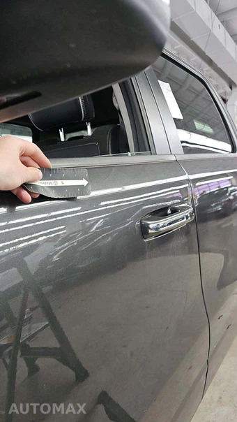 2022 Ram 1500 Laramie Crew Cab Short Bed - miniatura 4