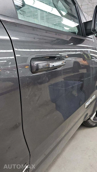 2022 Ram 1500 Laramie Crew Cab Short Bed - miniatura 9