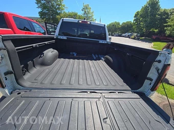 2022 Ram 1500 Laramie Crew Cab Short Bed - miniatura 14