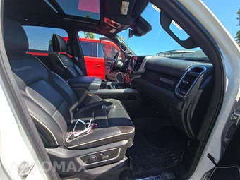 2022 Ram 1500 Laramie Crew Cab Short Bed - miniatura 18
