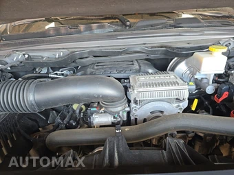 2022 Ram 1500 Laramie Crew Cab Short Bed - miniatura 15