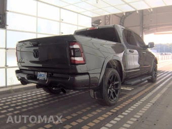 2022 Ram 1500 Laramie Crew Cab Short Bed - miniatura 4