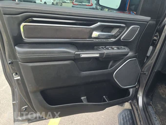 2022 Ram 1500 Laramie Crew Cab Short Bed - miniatura 9