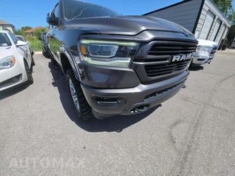 2022 Ram 1500 Laramie Crew Cab Short Bed - miniatura 18