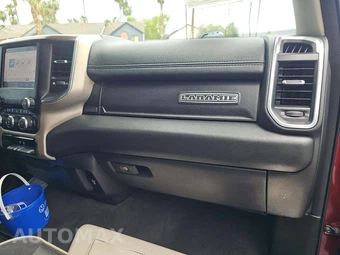2022 Ram 1500 Laramie Crew Cab Short Bed - miniatura 16