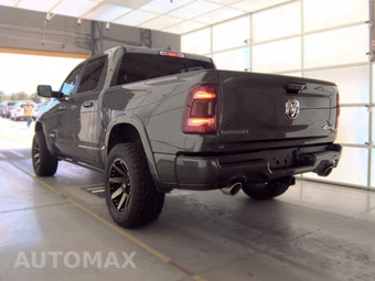 2022 Ram 1500 Laramie Crew Cab Short Bed - miniatura 6