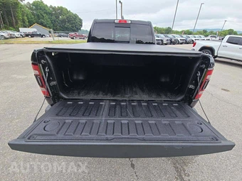 2022 Ram 1500 Laramie Crew Cab Short Bed - miniatura 11