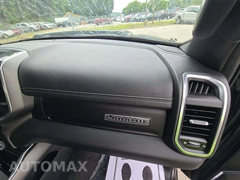 2022 Ram 1500 Laramie Crew Cab Short Bed - miniatura 16