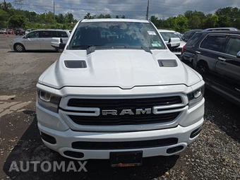 2022 Ram 1500 Laramie Crew Cab Short Bed - miniatura 2