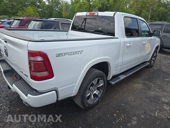 2022 Ram 1500 Laramie Crew Cab Short Bed - miniatura 4