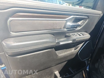 2022 Ram 1500 Laramie Crew Cab Short Bed - miniatura 9