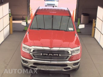 2022 Ram 1500 Laramie Crew Cab Short Bed - miniatura 2