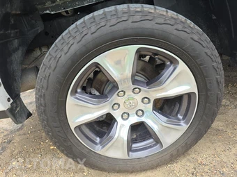2022 Ram 1500 Laramie Crew Cab Short Bed - miniatura 10