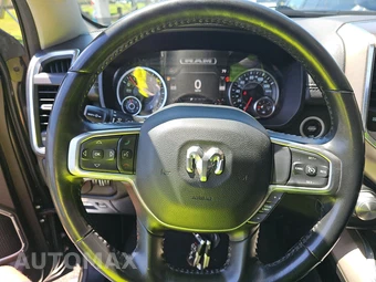 2022 Ram 1500 Laramie Crew Cab Short Bed - miniatura 10