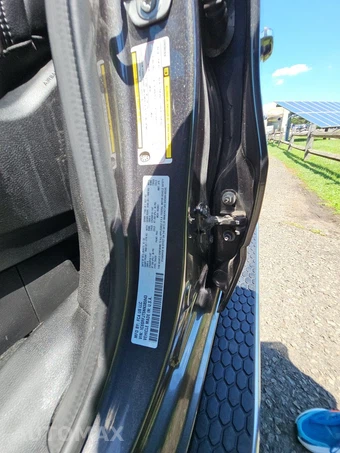 2022 Ram 1500 Laramie Crew Cab Short Bed - miniatura 14