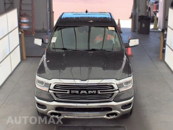 2022 Ram 1500 Laramie Crew Cab Short Bed - miniatura 2