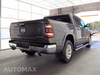 2022 Ram 1500 Laramie Crew Cab Short Bed - miniatura 4