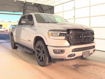 2022 Ram 1500 Laramie Crew Cab Short Bed - miniatura 3