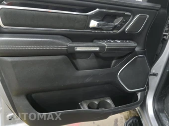 2022 Ram 1500 Laramie Crew Cab Short Bed - miniatura 9