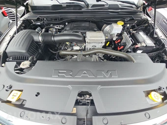 2022 Ram 1500 Laramie Crew Cab Short Bed - miniatura 15