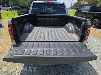 2022 Ram 1500 Laramie Crew Cab Short Bed - miniatura 14