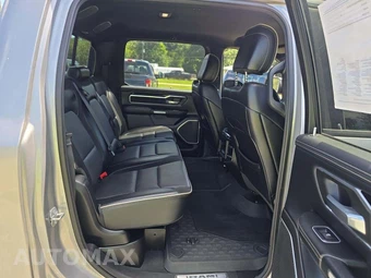 2022 Ram 1500 Laramie Crew Cab Short Bed - miniatura 16