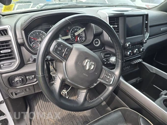 2022 Ram 1500 Laramie Crew Cab Short Bed - miniatura 10
