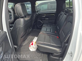 2022 Ram 1500 Laramie Crew Cab Short Bed - miniatura 13