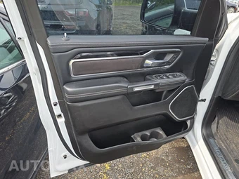 2022 Ram 1500 Laramie Crew Cab Short Bed - miniatura 9