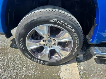 2022 Ram 1500 Laramie Crew Cab Short Bed - miniatura 10