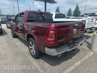 2022 Ram 1500 Laramie Crew Cab Short Bed - miniatura 2