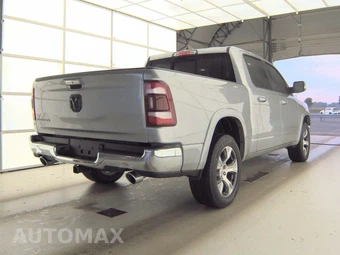 2022 Ram 1500 Laramie Crew Cab Short Bed - miniatura 4