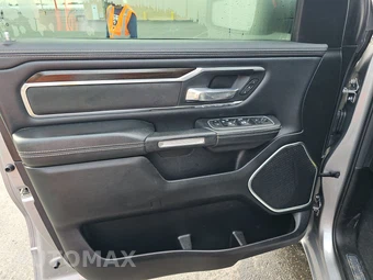 2022 Ram 1500 Laramie Crew Cab Short Bed - miniatura 9