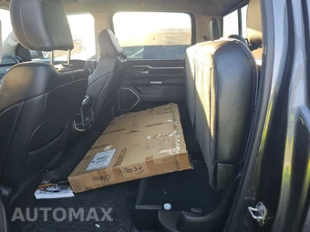 2022 Ram 1500 Laramie Crew Cab Short Bed - miniatura 13