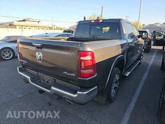 2022 Ram 1500 Laramie Crew Cab Short Bed - miniatura 4