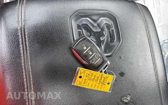 2022 Ram 1500 Laramie Crew Cab Short Bed - miniatura 16