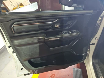 2022 Ram 1500 Limited Crew Cab Short Bed - miniatura 9