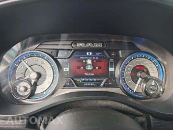 2022 Ram 1500 Limited Crew Cab Short Bed - miniatura 9